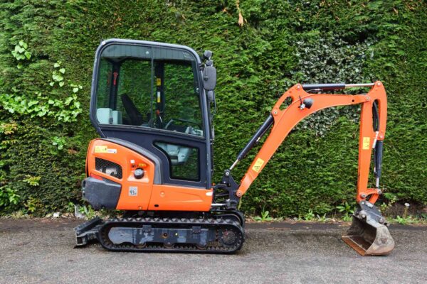 Kubota KX019-4